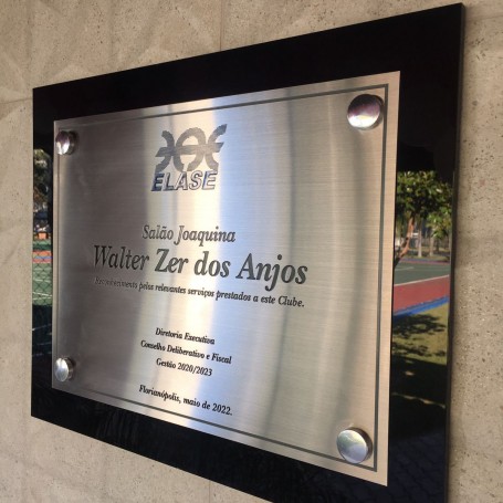 Placa de inauguração 